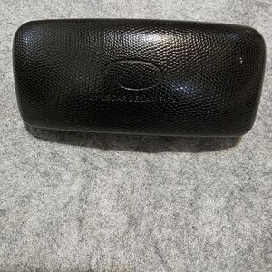 Oscar De La Renta Sunglass Hard Case Shell Faux Snakeskin Red Velvet Lining